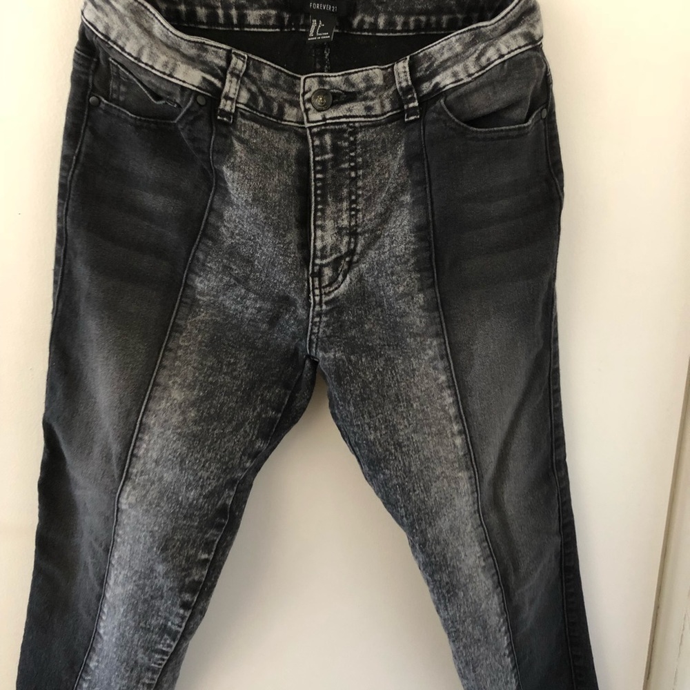 Acid washed black jeans
